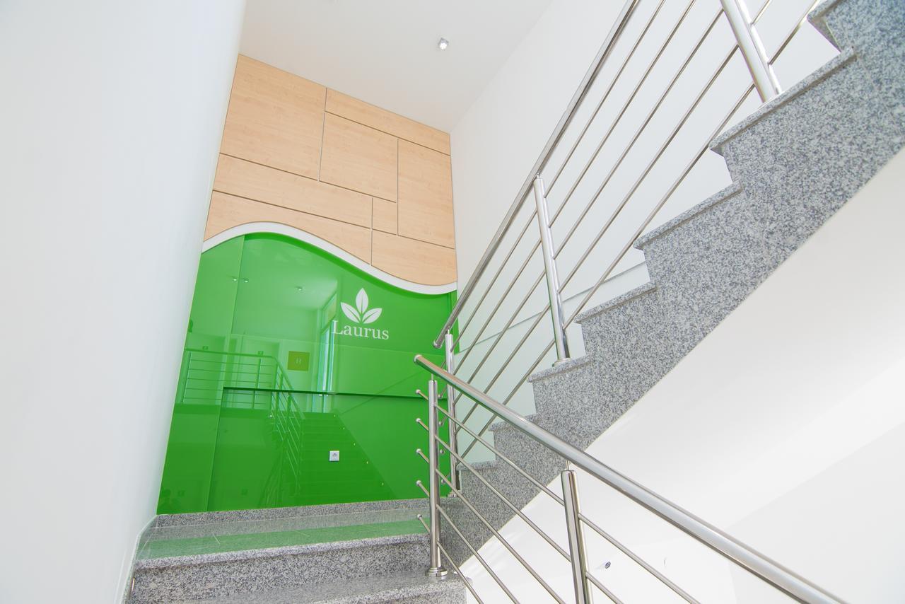Laurus Motel Airport Tuzla Zivinice Exterior photo